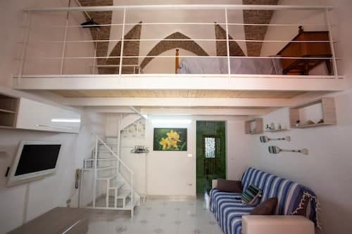 4 Sister Open Space in Puglia, Italy