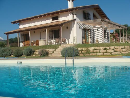 Apartment in Countryside Villa With Pool Within the Se Sicilian Barocco Area