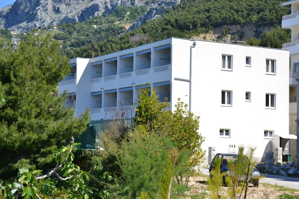 Apartments Ivan