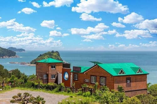 Pado Hyanggi Pension