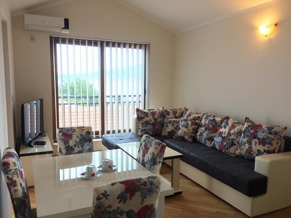 Apartments Bella