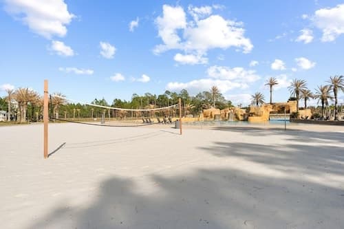 The Wharf 902 by Youngs Suncoast