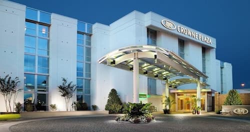 Crowne Plaza Charleston Airport - Conv Ctr by IHG