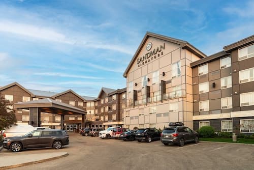 Sandman Signature Edmonton South Hotel
