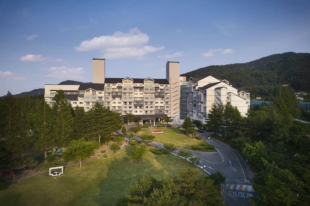 Kumho Sulak Resort