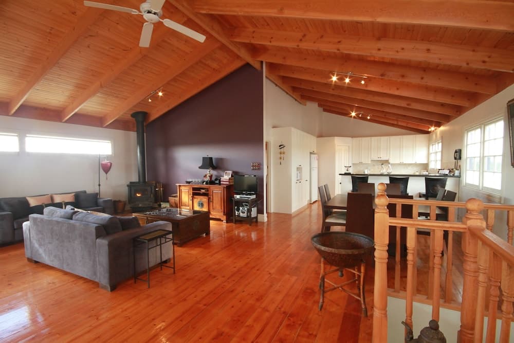 Pelican Sands Bed & Breakfast