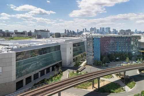 Aloft by Marriott London Excel