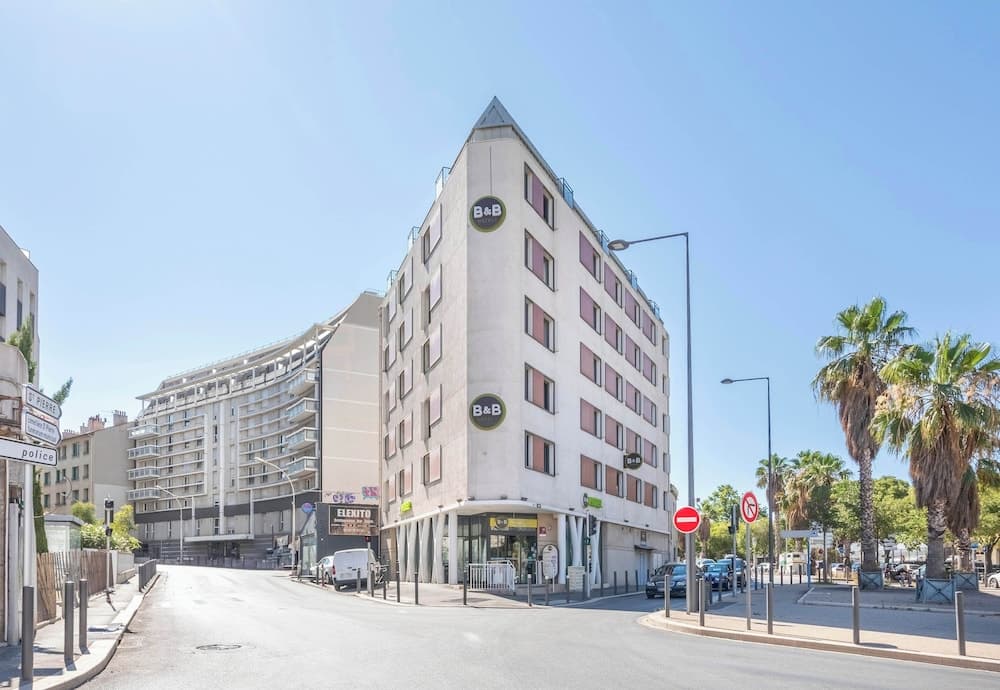 B&B HOTEL Marseille La Timone
