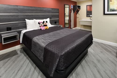 Pacific Inn Anaheim