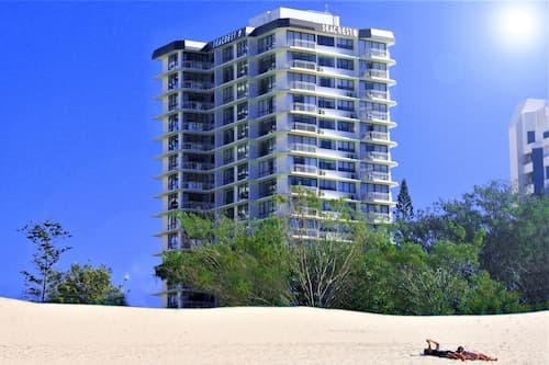 Seacrest Beachfront Holiday Apartments