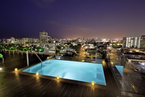 Ciqala Suites Hotel