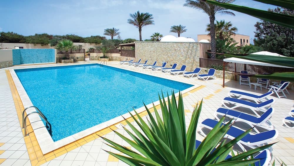 Oasis Hotel Residence & Resort