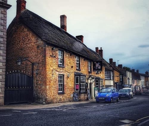 The George Hotel
