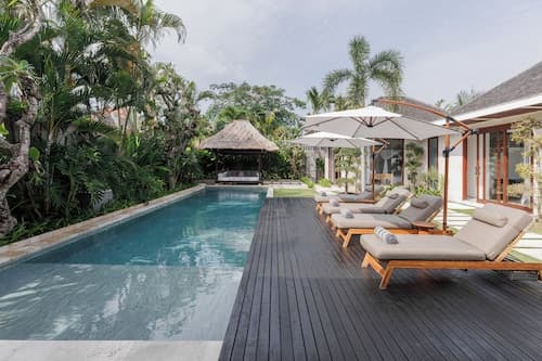 Chandra Bali Villas