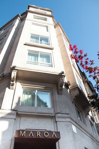 Maroa Hotel