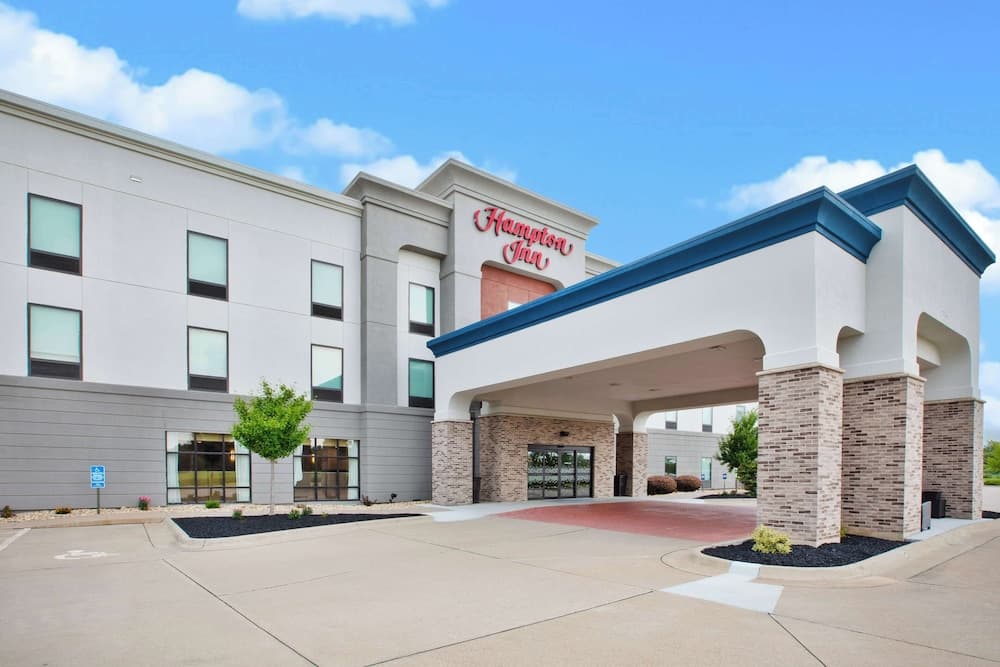 Hampton Inn Clinton, IA