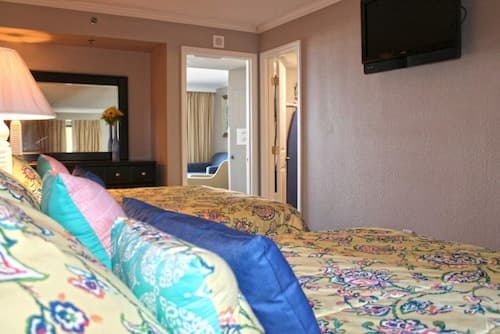 Caravelle Resort by Palmetto Vacations