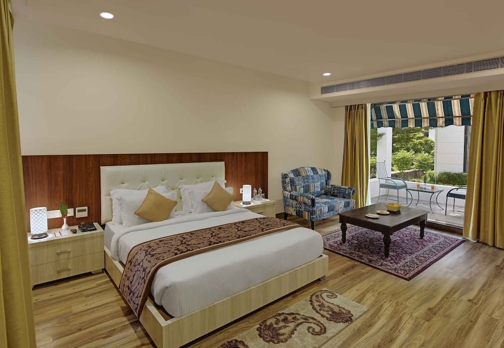 Clarks Safari Ranthambore