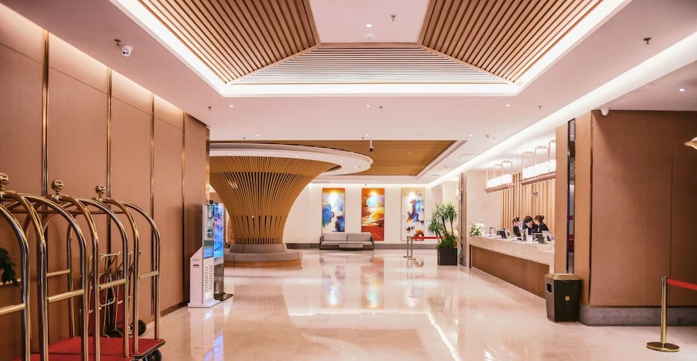 Shining Star Health Apartment Hotel