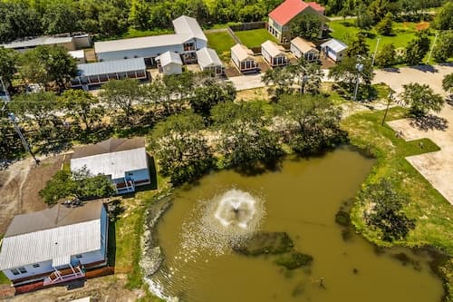 Southern Breeze Lodge