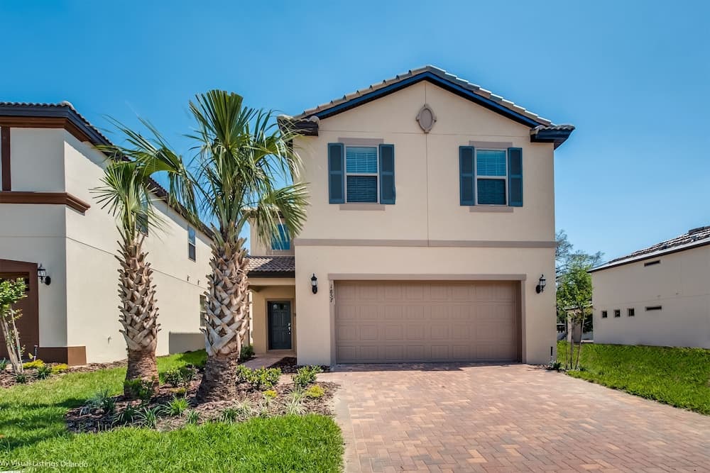 5bed 5Ba Villa Game Room Pool Spa