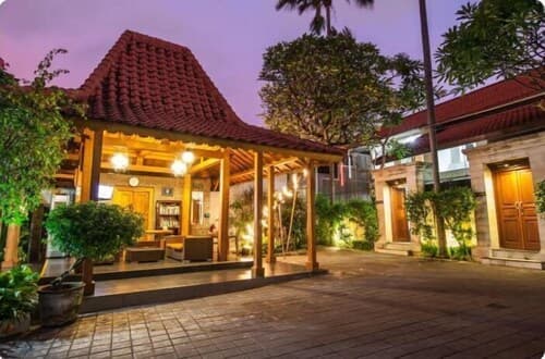 SMV - garden - 5-BR · 5BR Garden Villa Walk to Beach and Shops Legian