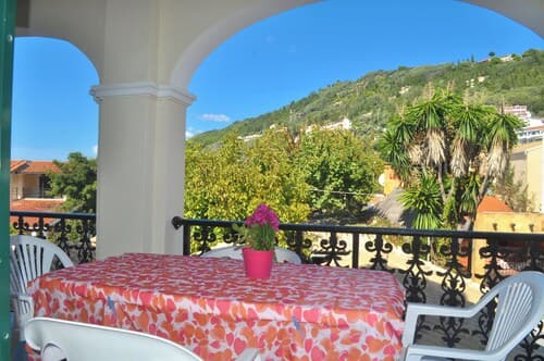 Holiday Apartment "yannis" on the Beach of Agios Gordios in Corfu