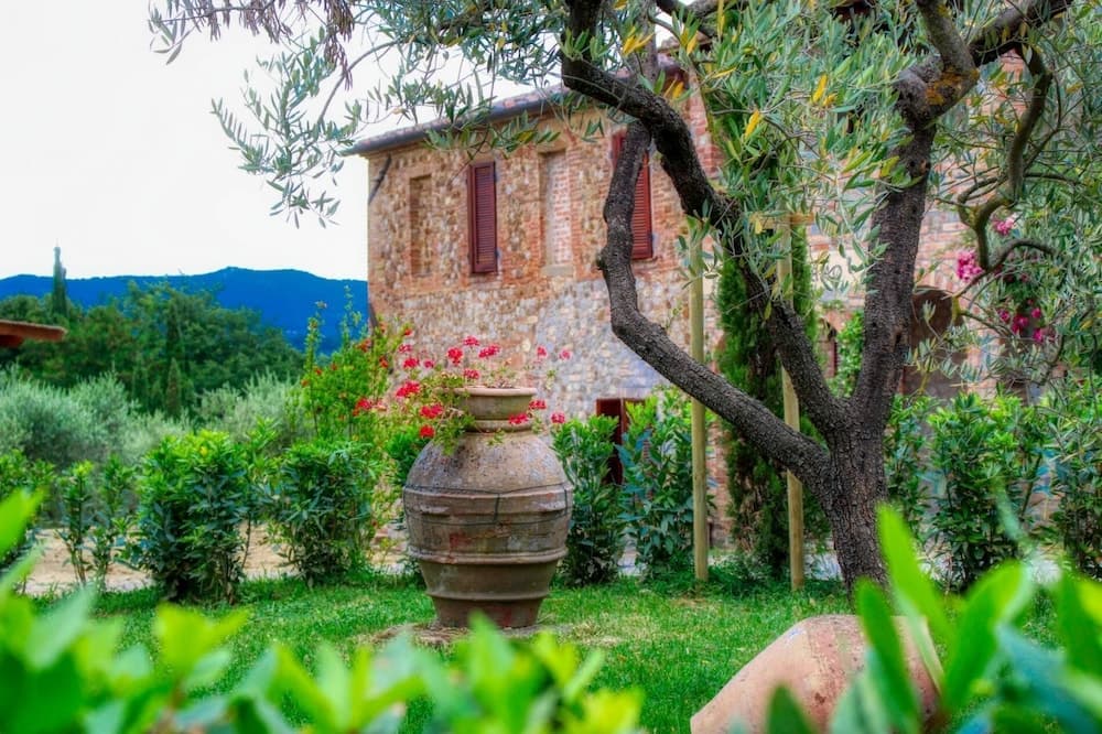 Villa Alessandro
