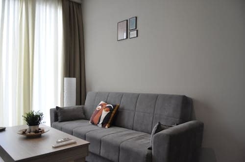 Penthouse Apartments, The Luxury Suites