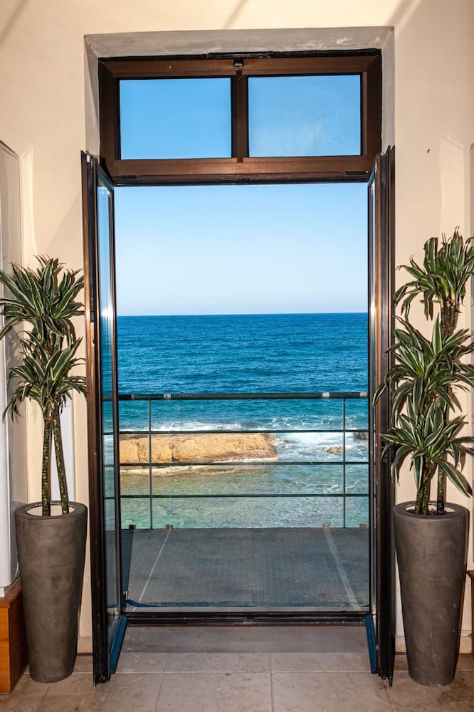 Endless Blue Suites