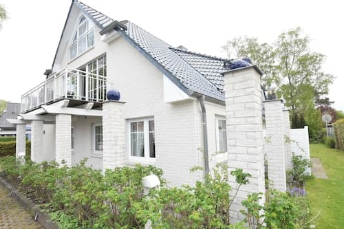 Ferienhaus mit Garten in Zingst