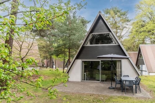 Bungalow in Wolfsven Near Nature Reserve