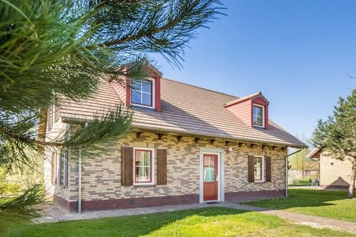 Detached Family Villa With Sauna