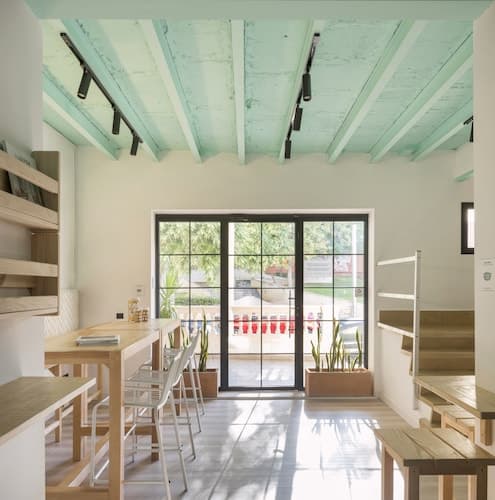 Forenna Hostel - Adults Only
