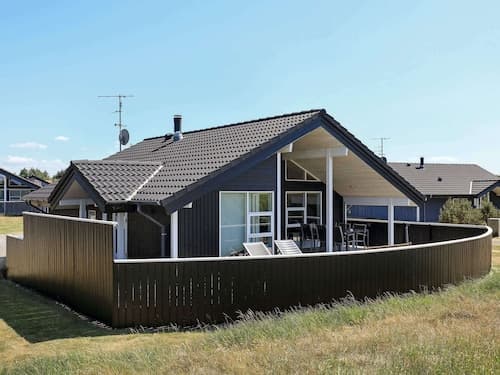 6 Person Holiday Home in Ringkobing-by Traum