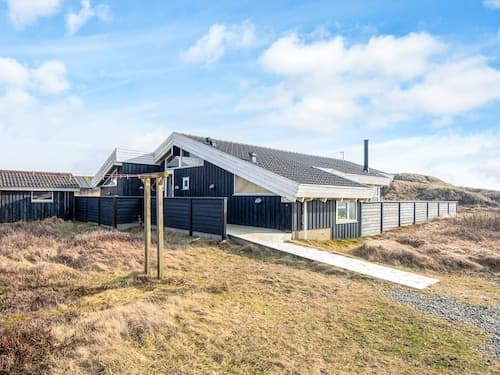 Cozy Holiday Home in Ringkøbing near Fishing