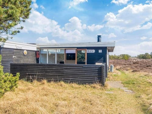 Child Friendly Holiday Home in Fanø near Sea