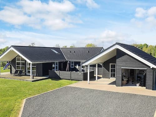 5 Star Holiday Home in Hadsund