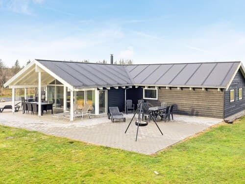 5 Star Holiday Home in Albaek