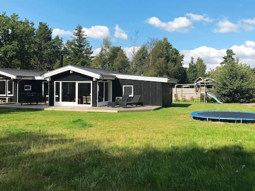 4 Star Holiday Home in Hals