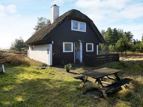 6 Person Holiday Home in Oksbol
