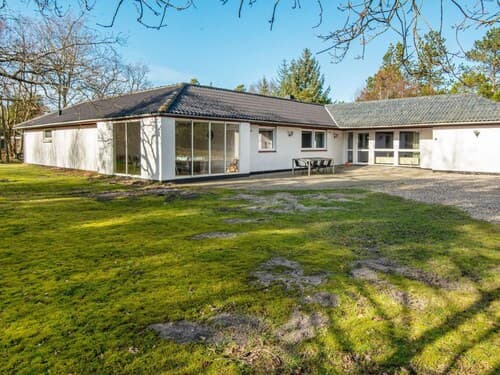 18 Person Holiday Home in Romo