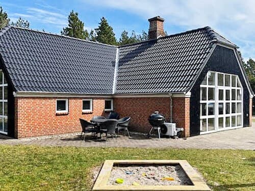 10 Person Holiday Home in Norre Nebel