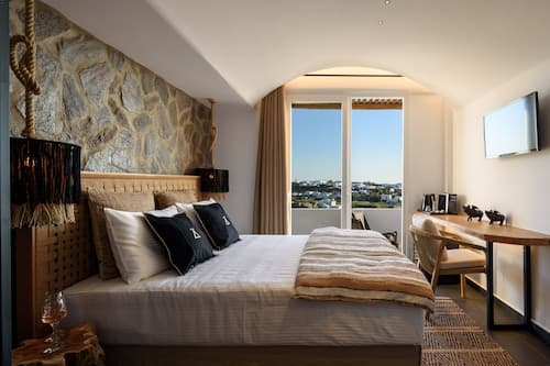 Vrachos Suites Mykonos