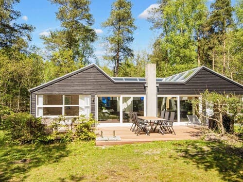 8 Person Holiday Home in Glesborg-by Traum