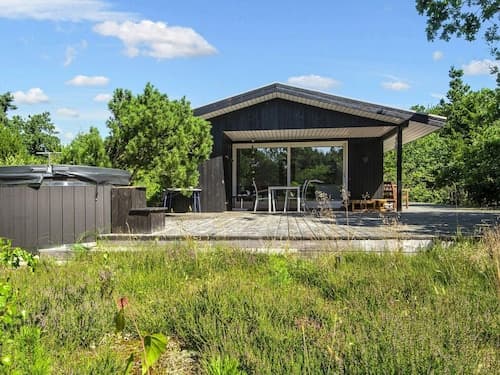 5 Person Holiday Home in Glesborg-by Traum