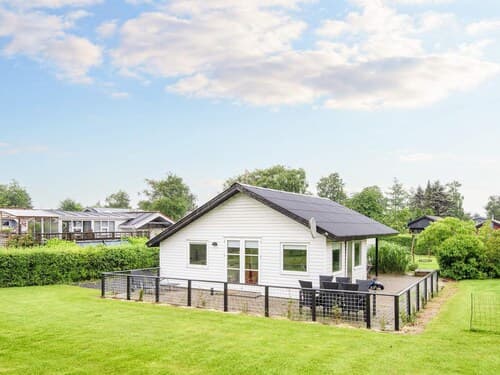 6 Person Holiday Home in Hejls