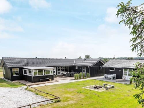 Sprawling Holiday Home in Løkken near Sea