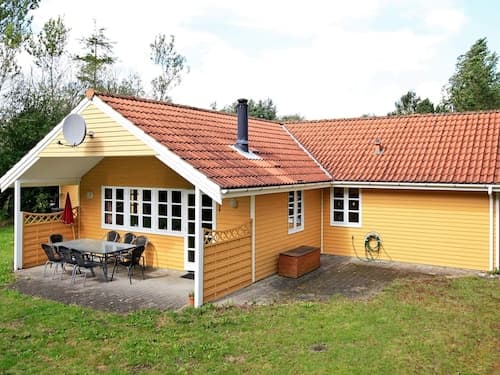 8 Person Holiday Home in Oksbol