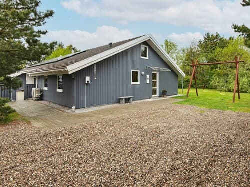 4 Star Holiday Home in Norre Nebel